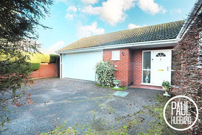 3 Bedroom Detached Bungalow For Sale In Carrs Hill Close, Costessey, NR8