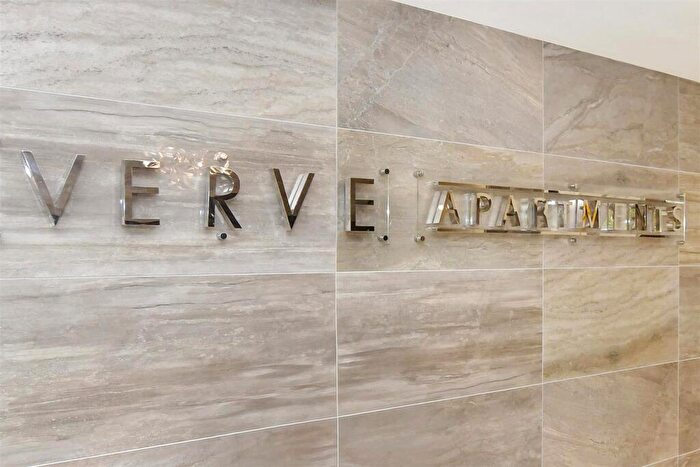 1 Bedroom Apartment For Sale In Mercury Gardens, Romford, Essex, RM1