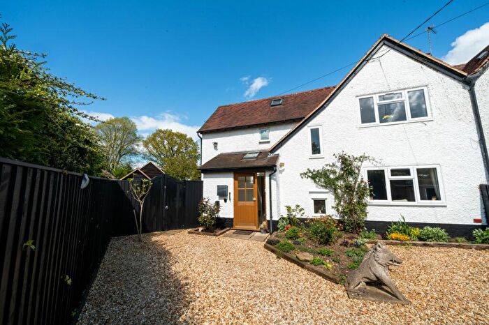 4 Bedroom Cottage For Sale In Netherton Road, Appleton, OX13