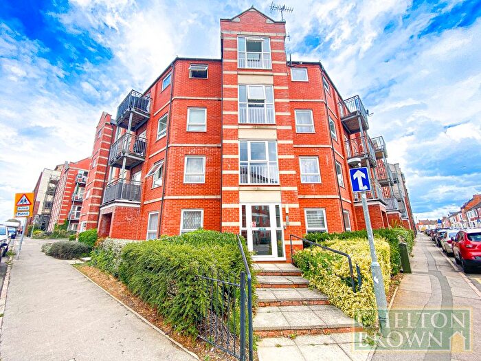 2 Bedroom Flat For Sale In Stimpson Avenue, Northampton, Northamptonshire, NN1