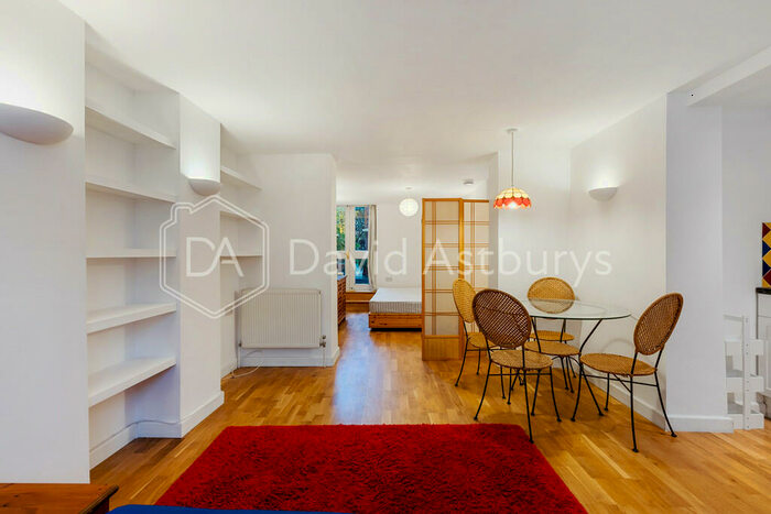 Flat To Rent In Inderwick Road, Crouch End, London, N8