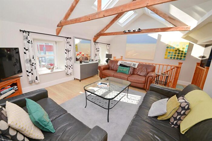 3 Bedroom House For Sale In Greenhill Road, Tenby, SA70