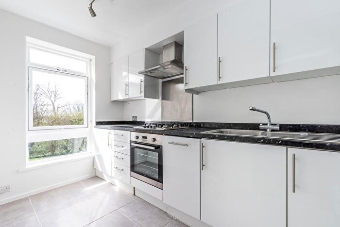 1 Bedroom Flat To Rent In Fountain Drive London, SE19