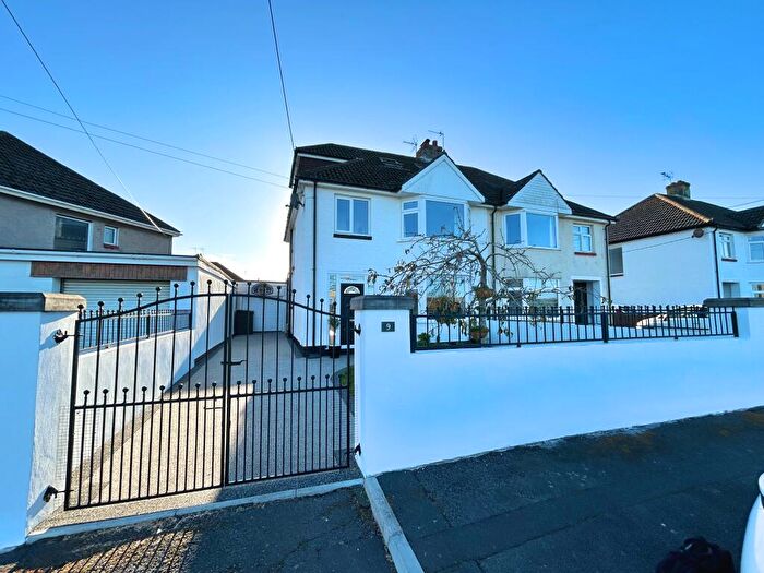 3 Bedroom Semi Detached House For Sale In Marlpit Lane, Porthcawl, CF36
