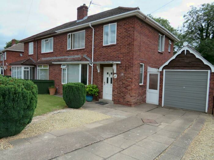 3 Bedroom House To Rent In Quarry Road, Hereford, HR1