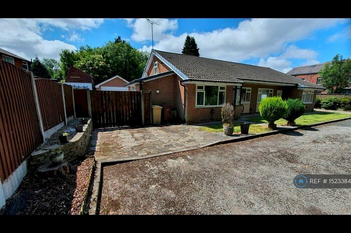 2 Bedroom Bungalow To Rent In Carlton Place, Bolton, BL4