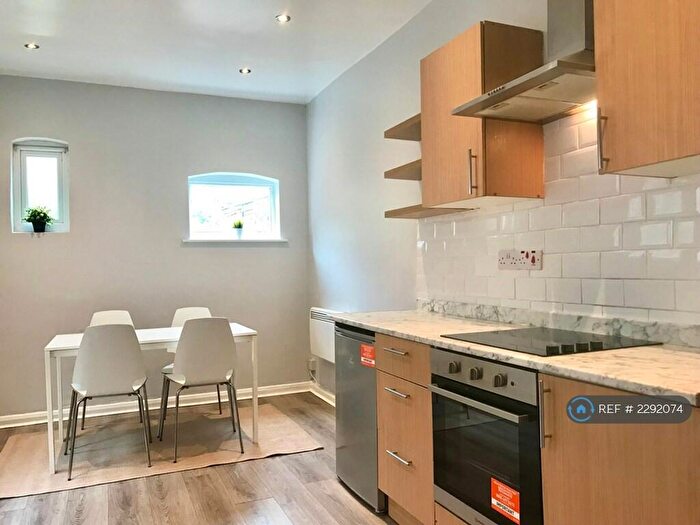 4 Bedroom Terraced House To Rent In Albany Road, Coventry, CV5