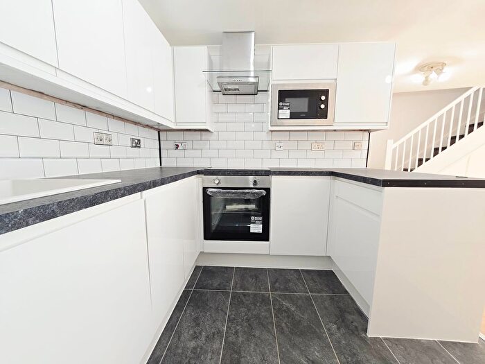 1 Bedroom Flat To Rent In Grosvenor Avenue, Highbury, N5