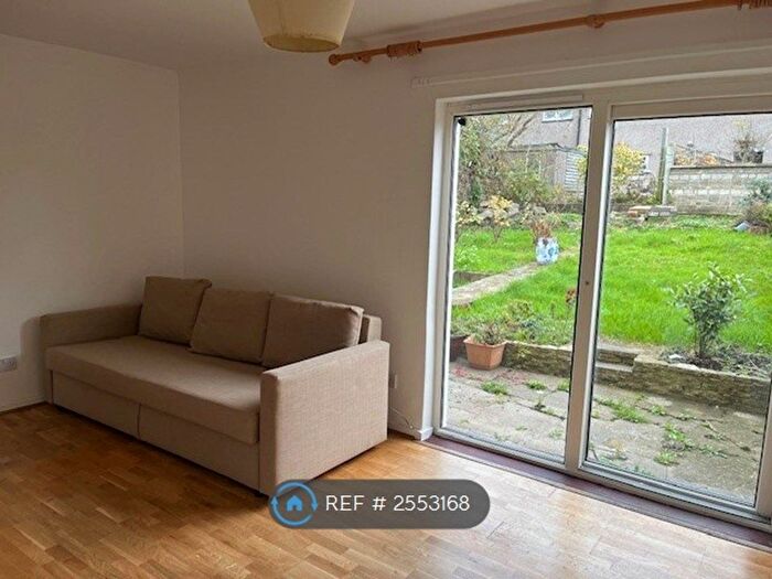 2 Bedroom Semi-Detached House To Rent In Morris Road, Bristol, BS7