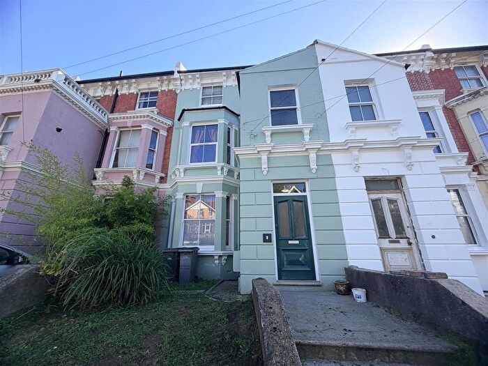 1 Bedroom Flat To Rent In Braybrooke Road, Hastings, TN34