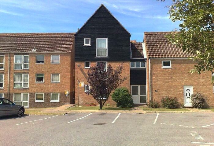 1 Bedroom Flat To Rent In Western Lodge, Cokeham Road, Lancing, West Sussex, BN15