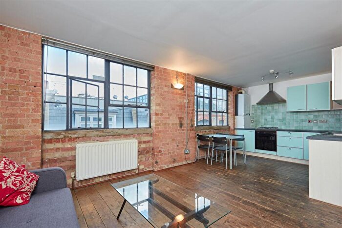 2 Bedroom Flat To Rent In Rampart Street, London, E1