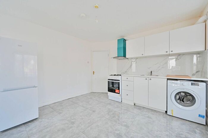 2 Bedroom Terraced House To Rent In Croyde Avenue, Greenford, UB6