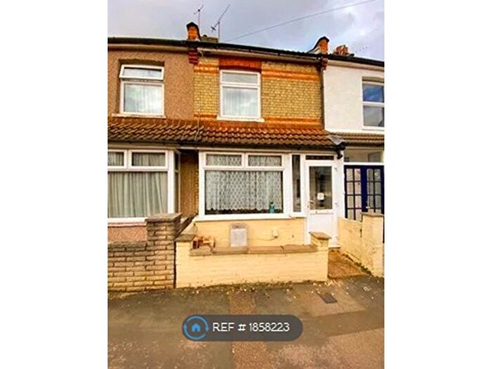 2 Bedroom Terraced House To Rent In Cecil Street, Watford, WD24