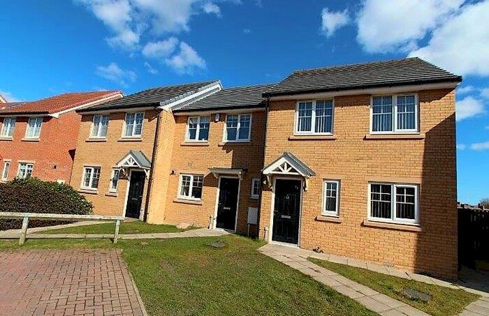 3 Bedroom End Of Terrace House To Rent In Crofthead Close, Blyth, NE24