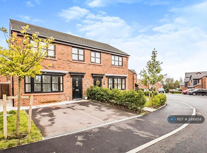 3 Bedroom Semi-Detached House To Rent In Scholars Avenue, Salford, M6