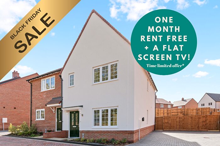 3 Bedroom Semi-Detached House To Rent In Black Friday Deal- One Month Rent Free And A Flat Screen Tv!**Reins Walk, CM7