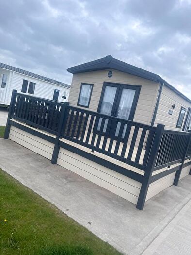 2 Bedroom Park Home For Sale In Rolston Road, Rolston, Hornsea, HU18