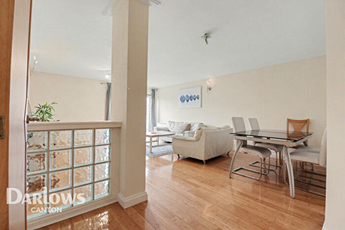 3 Bedroom Apartment For Sale In Chandlery Way, Cardiff, CF10