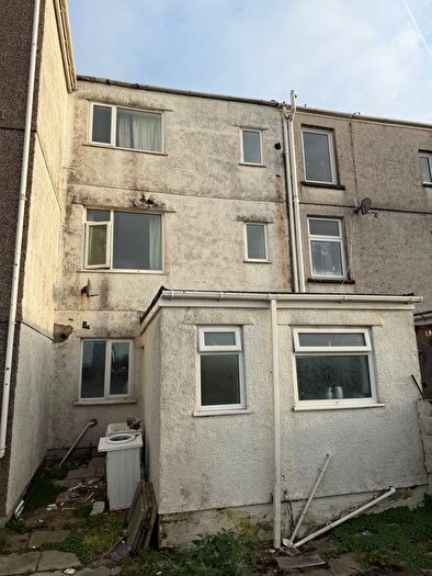 3 Bedroom Terraced House For Sale In Kilvey Terrace, Swansea, SA1