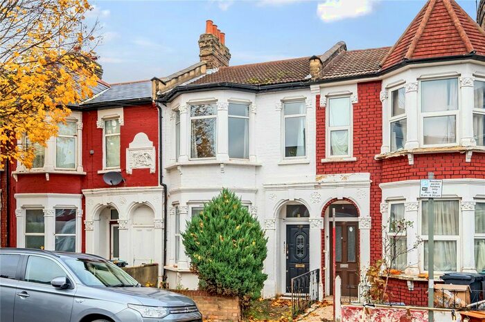 2 Bedroom Flat To Rent In Beresford Road, Harringay, London, N8