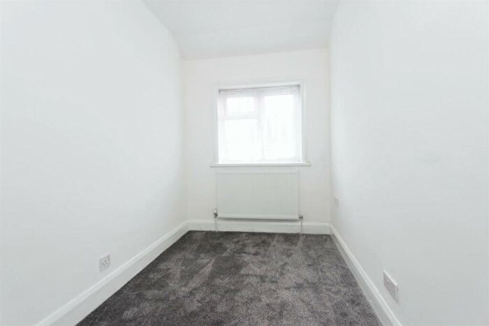 3 Bedroom Terraced House To Rent In Barrow Grove, Sittingbourne, ME10