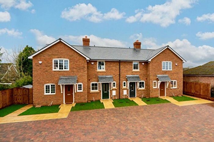 2 Bedroom Terraced House To Rent In Common Road, Kensworth, LU6