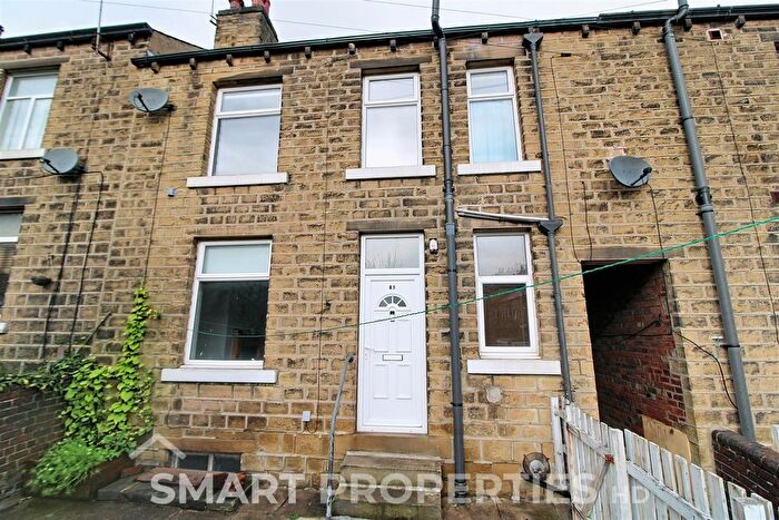 2 Bedroom Terraced House To Rent In Blackmoorfoot Road, Crosland Moor, Huddersfield, HD4