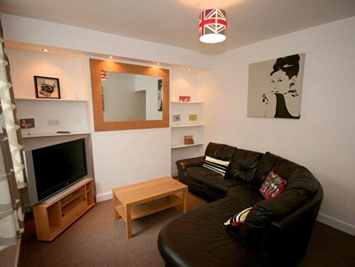 5 Bedroom House To Rent In Harborne Park Road, B17