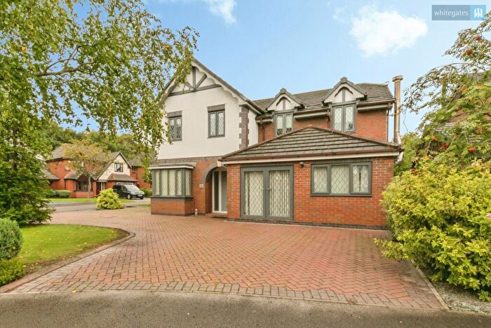 4 Bedroom Detached House For Sale In Mill Bridge Close, Crewe, Cheshire, CW1
