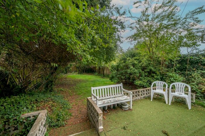 3 Bedroom Semi-Detached House To Rent In Robin Hood Way, Kingston Vale, London, SW15