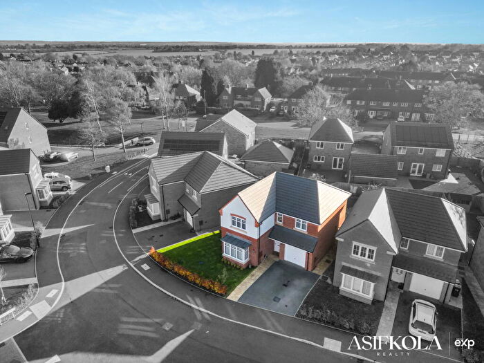 4 Bedroom Detached House For Sale In Battalion Drive, Sutton Coldfield, B75