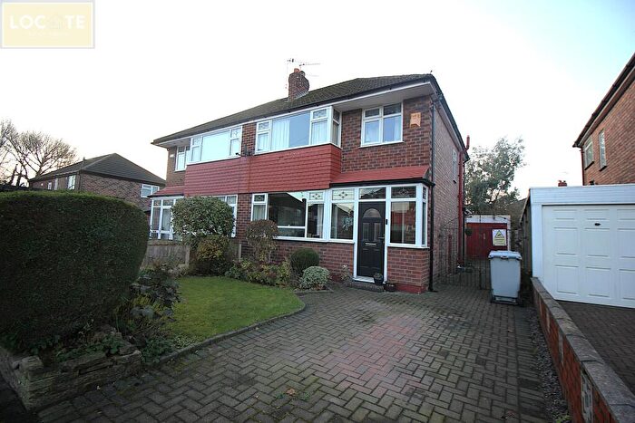 3 Bedroom Semi Detached House For Sale In Eltham Drive, Davyhulme, M41
