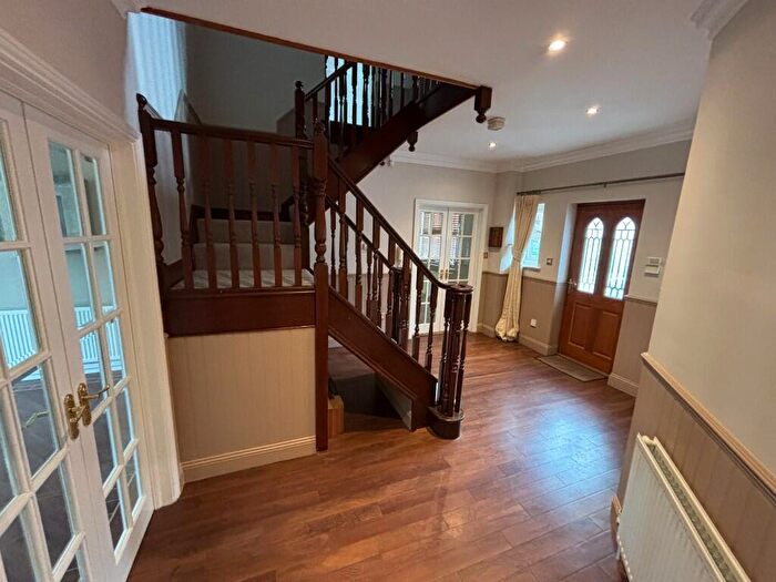 5 Bedroom Detached House To Rent In Glencrofts, Hockley, Essex, SS5