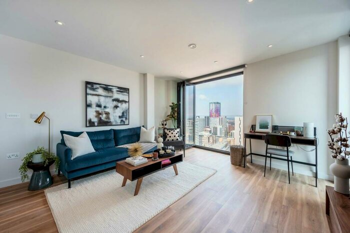 3 Bedroom Flat To Rent In Ten Degrees, Croydon, CR0