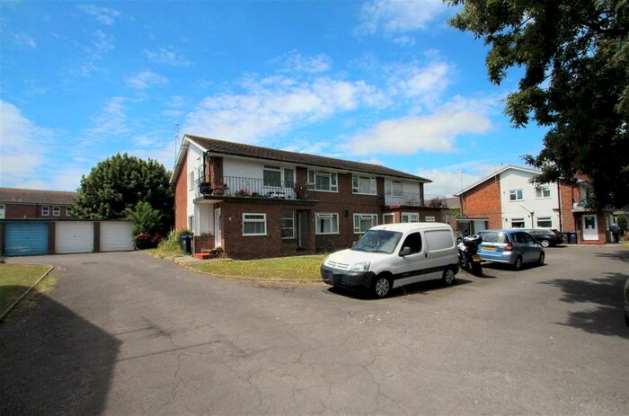 2 Bedroom Maisonette To Rent In Goring Street, Goring-by-sea, BN12
