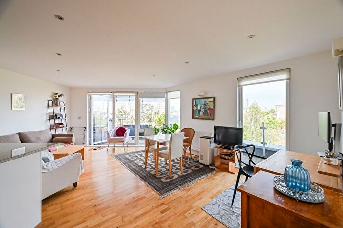 2 Bedroom Flat For Sale In Grange Road, Bermondsey, London, SE1