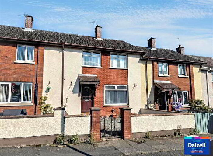 3 Bedroom Mid Terraced House For Sale In Drumbeg Drive, Lisburn, BT28
