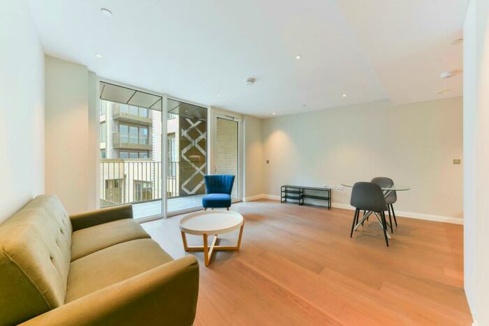 1 Bedroom Apartment To Rent In Phoenix Court, Oval Village, London, SE11