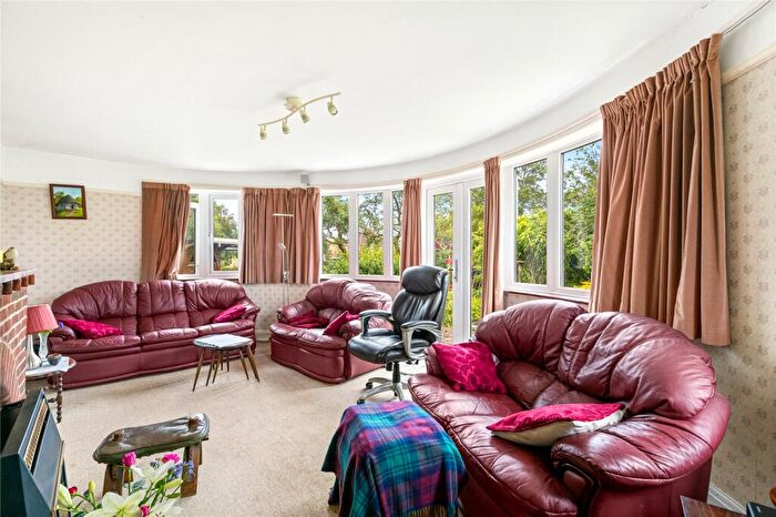 3 Bedroom Bungalow For Sale In Cliff Road, Welton, Lincoln, Lincolnshire, LN2