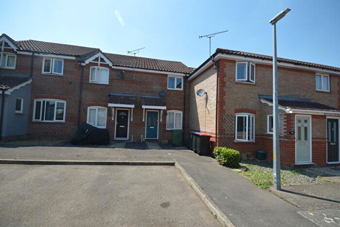 2 Bedroom Terraced House For Sale In Sovereign Close, Braintree, CM7