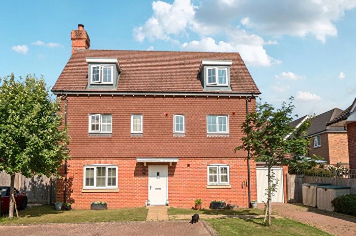 5 Bedroom Detached House For Sale In Oddstones, Pulborough, RH20