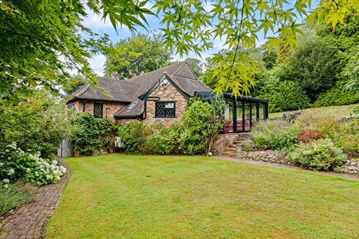 3 Bedroom Bungalow For Sale In Dome Hill Peak, Caterham, CR3