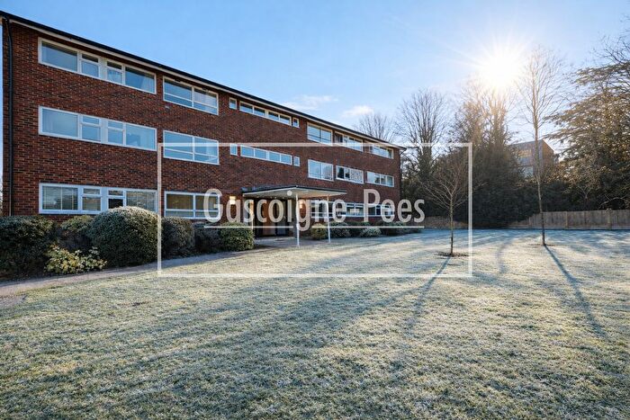 2 Bedroom Flat To Rent In St. Margarets, Guildford, GU1