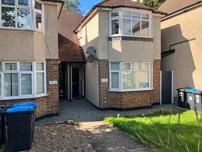 2 Bedroom Flat To Rent In Eldon Road, Caterham, CR3