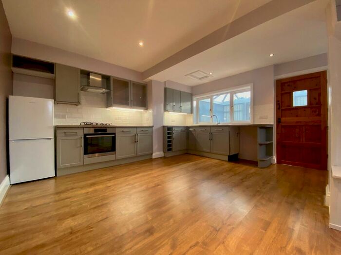 2 Bedroom Semi-Detached House To Rent In Ferry Road, South Cave, East Yorkshire, HU15