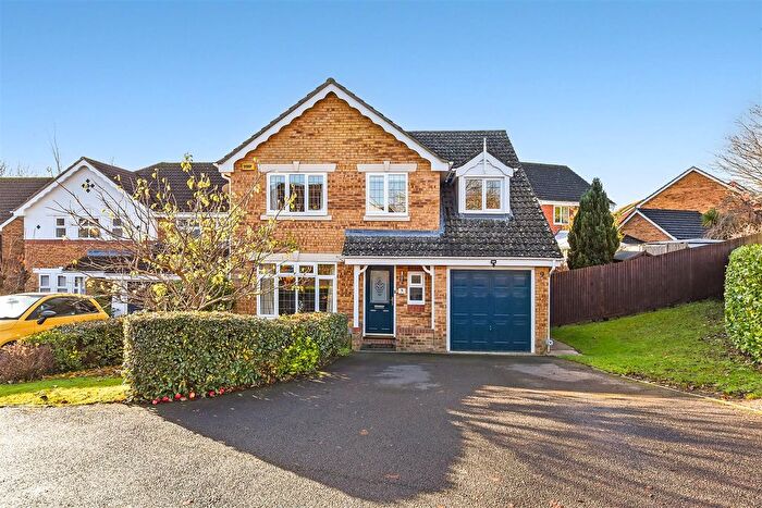 5 Bedroom Detached House For Sale In Kiel Drive, Andover, SP10