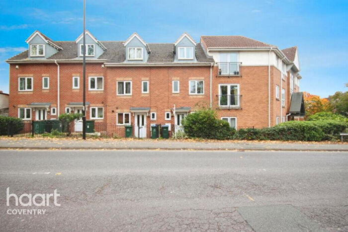 3 Bedroom Terraced House For Sale In Thackeray Road, Coventry, CV2