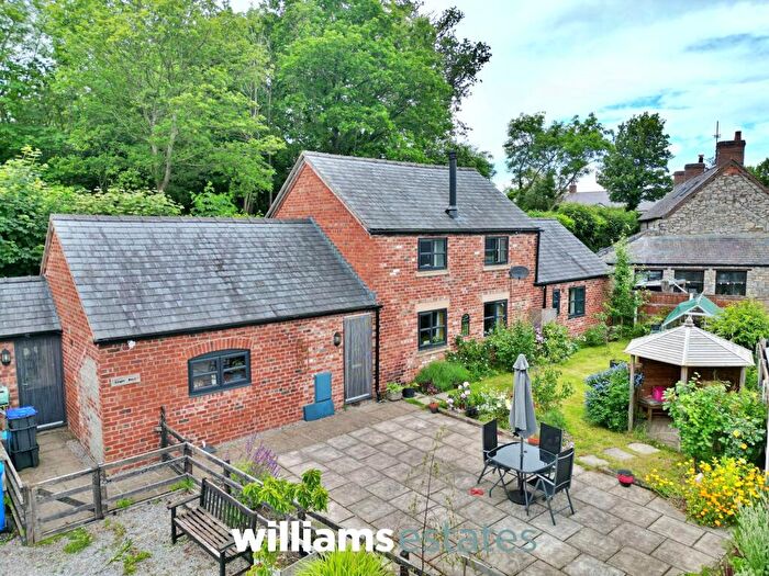 2 Bedroom Detached House For Sale In Denbigh, LL16