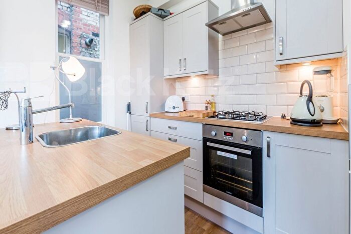 2 Bedroom Flat To Rent In Fortis Green Road, Muswell Hill, N10